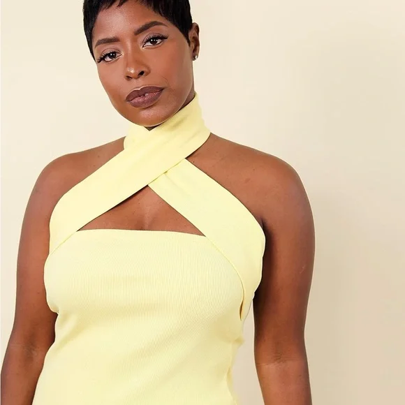 The Drop Yellow Halter Top - Picture 3 of 4